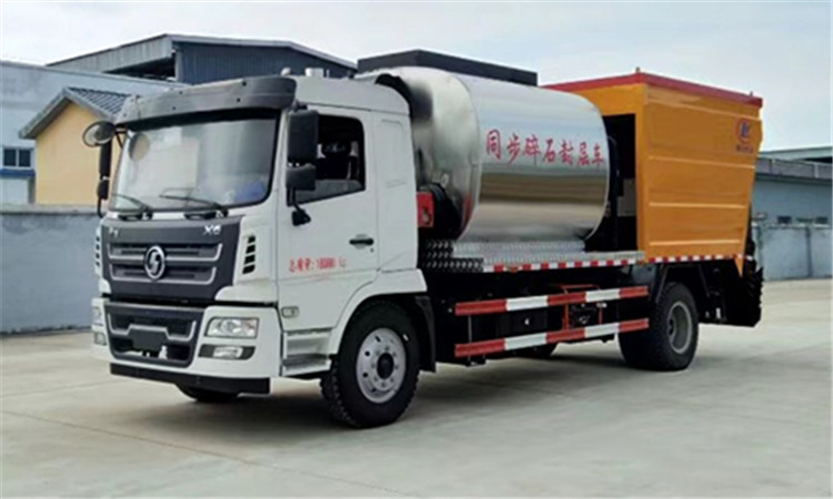 陜汽16方同步碎石封層車(chē)