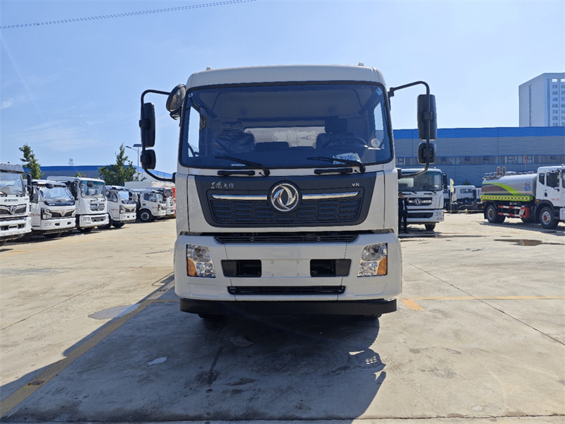 國(guó)六12-14方東風(fēng)天錦灑水車