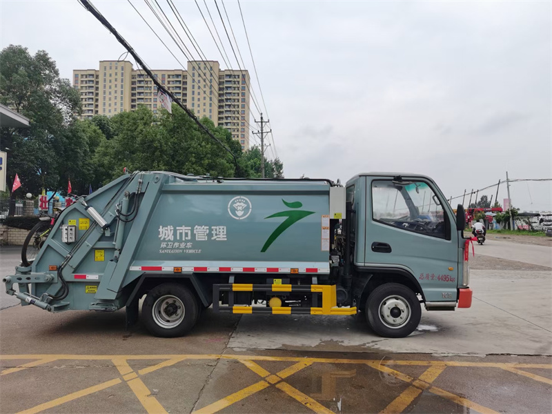 國(guó)六4立方 藍(lán)牌凱馬 壓縮垃圾車