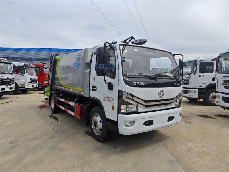 湖北 國六9立方東風(fēng)多利卡D7 壓縮垃圾車